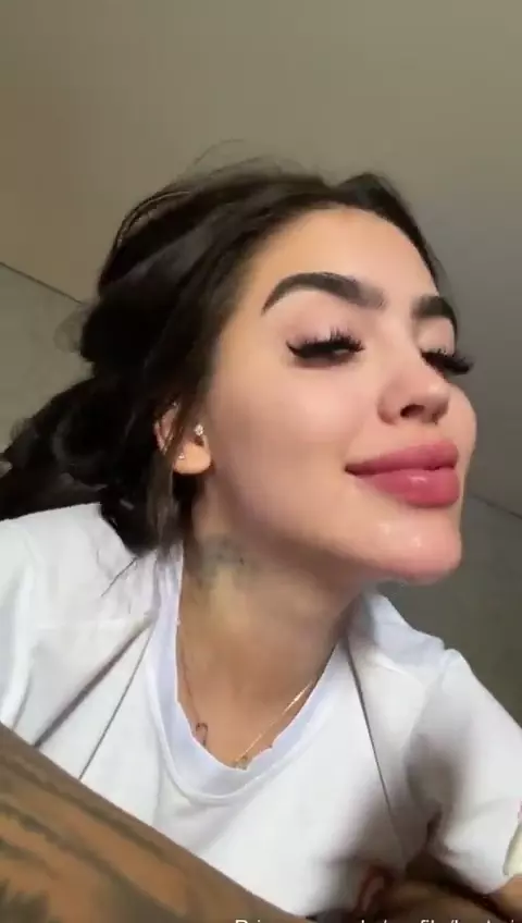 Mc Mirella fudendo gostoso oral no Dynho e levando um 